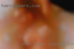 chat rooms looking for threesome