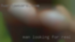 man looking for real nude women in Arkansas